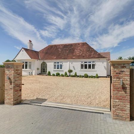 The Little Paddock Villa Malmesbury Exterior photo