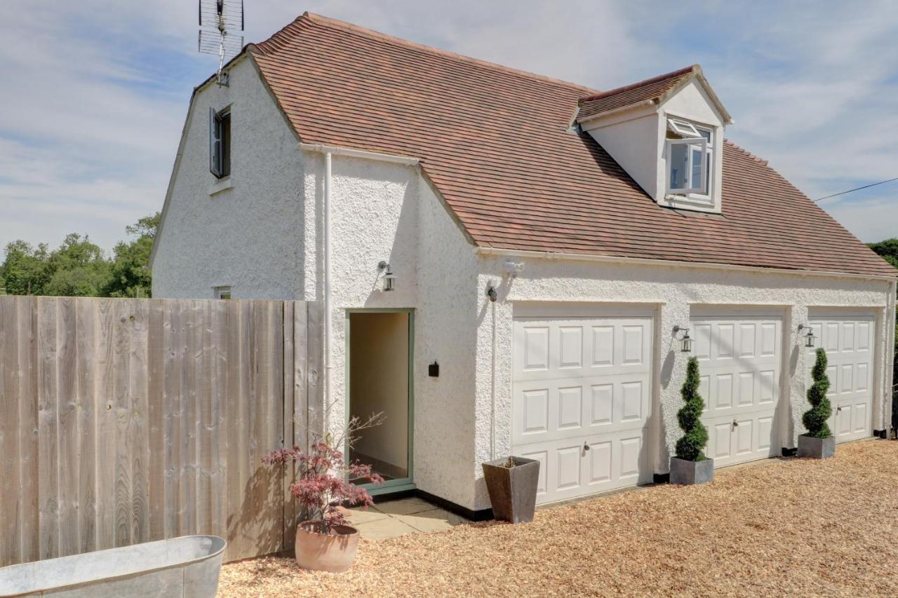 The Little Paddock Villa Malmesbury Exterior photo