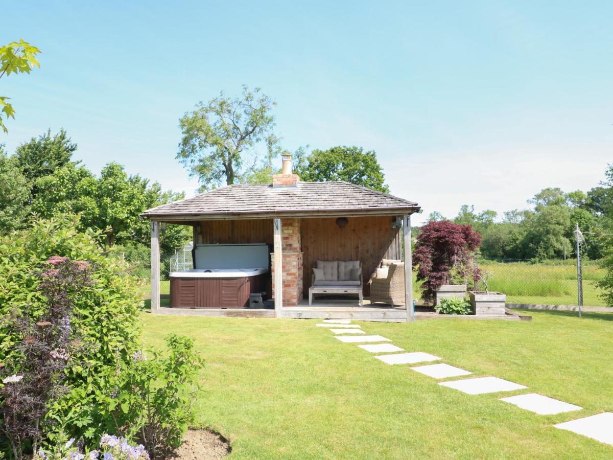 The Little Paddock Villa Malmesbury Exterior photo